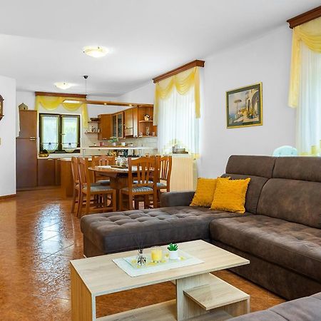 Villa House Ulika Svetvinčenat Esterno foto
